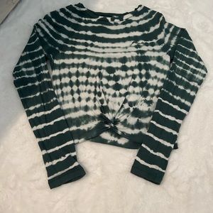 Victoria’s Secret PINK Women’s XS Green and White Striped Long Sleeve Shirt